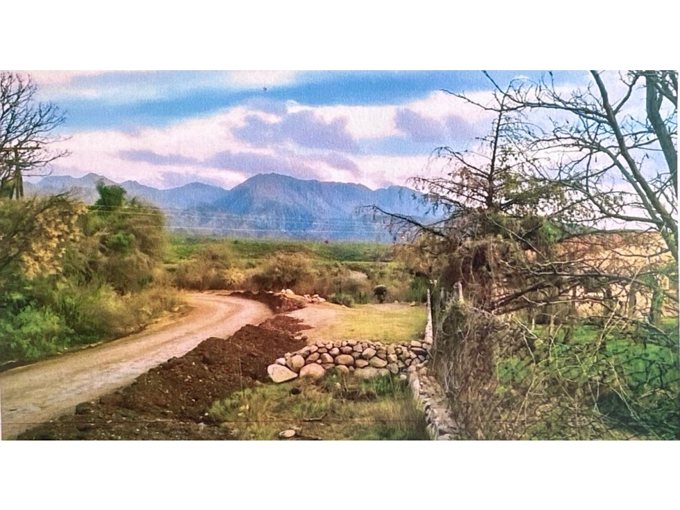 VENTA DE LOTE CON VISTAS EN QUEBRADA DE LUNA - CBA - 1