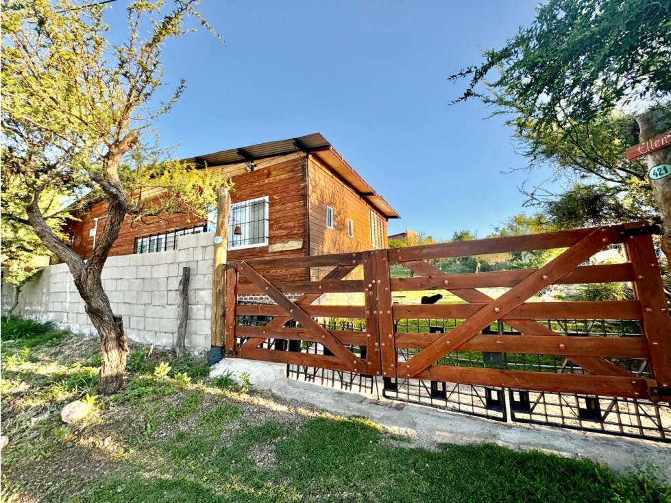 VENTA DE CASA Y DPTO EN B° AGUAS AZULES "A"- CAPILLA DEL MONTE-CBA — foto 2