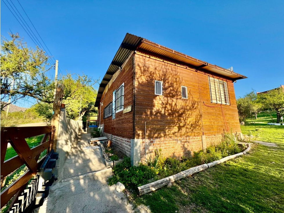 VENTA DE CASA Y DPTO EN B° AGUAS AZULES "A"- CAPILLA DEL MONTE-CBA — foto 6