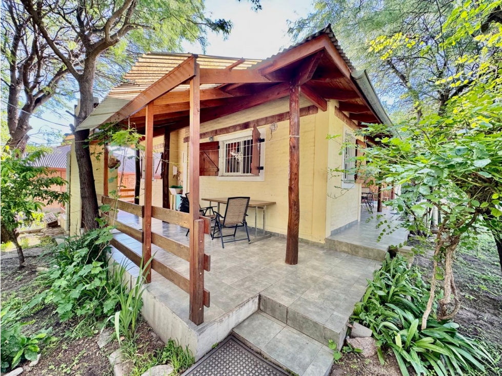 VENTA DE CASA EN B° LA BANDA - CAPILLA DEL MONTE - 2