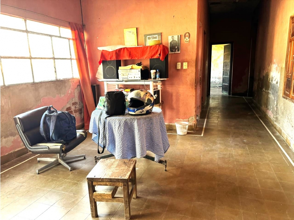 VENTA DE CASA CÉNTRICA EN B° 9 DE JULIO - CAPILLA DEL MONTE- CBA — foto 3