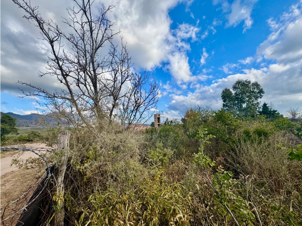 VENTA DE LOTE CON VISTAS EN QUEBRADA DE LUNA - CBA - 4