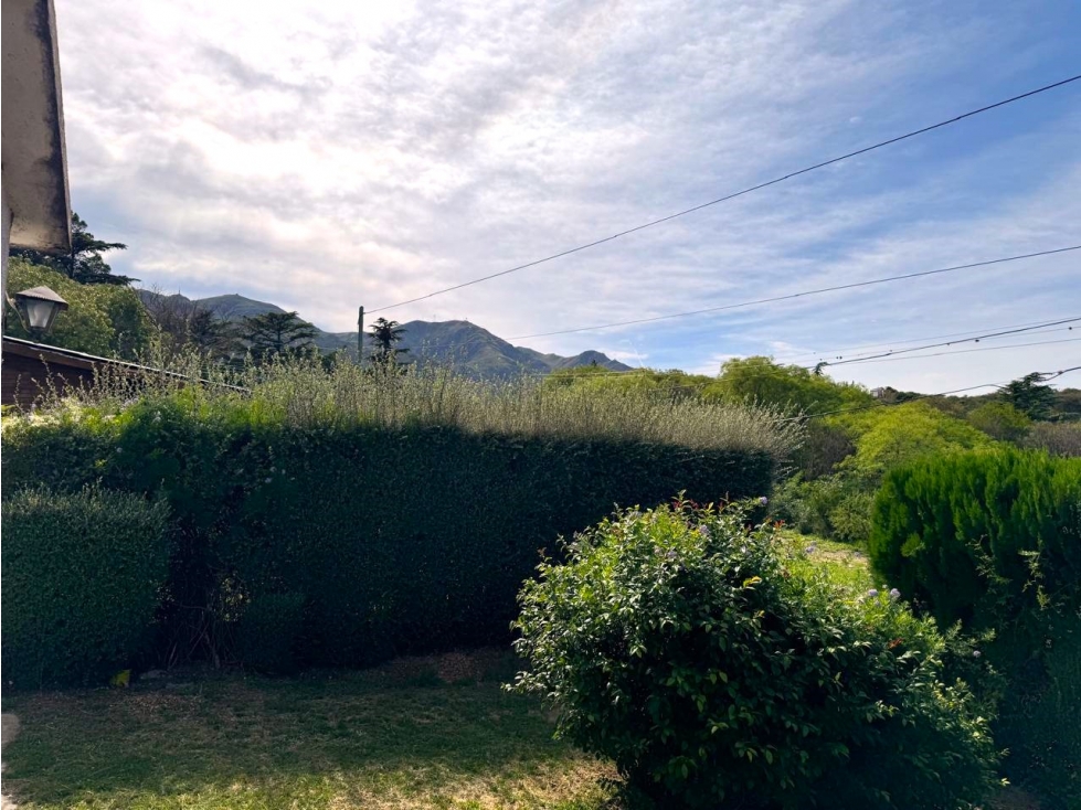 VENTA DE CASA CON VISTAS EN LOS COCOS- CÓRDOBA - 2