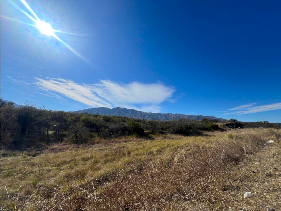 VENTA DE HECTAREA CON VISTAS SOBRE RUTA 38 EN CAPILLA DEL MONTE,CBA - 5