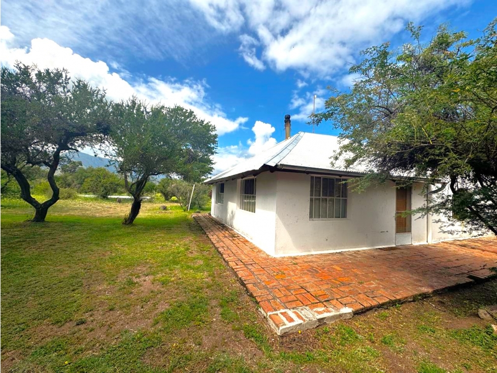 VENTA DE CASA EN 2 HECTAREAS EN QUEBRADA DE LUNA, CORDOBA - 1