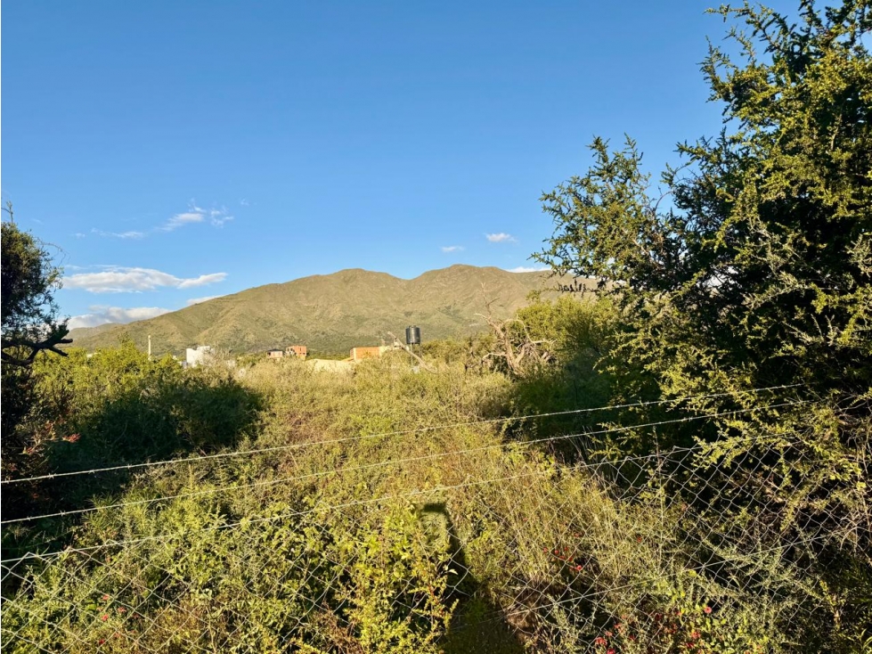 VENTA DE LOTE CON VISTAS EN B° LAS GEMELAS, CORDOBA - 3