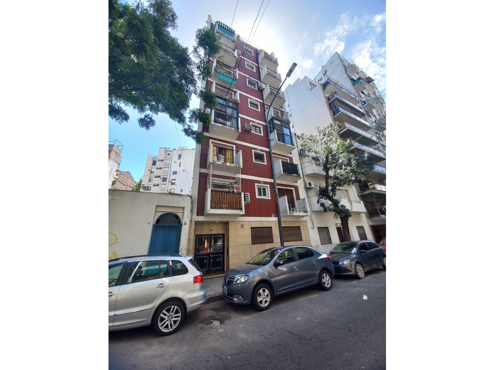 VENTA 1 AMBIENTE AL FRENTE CON BALCON.J JAURES AL 1100 - 1
