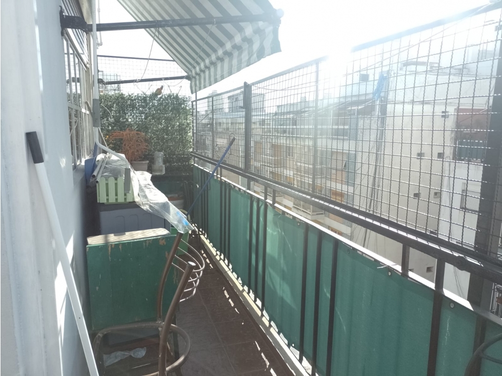 VENTA DEPTO. 3 AMB. SEMIPISO MORENO 1800 - 2