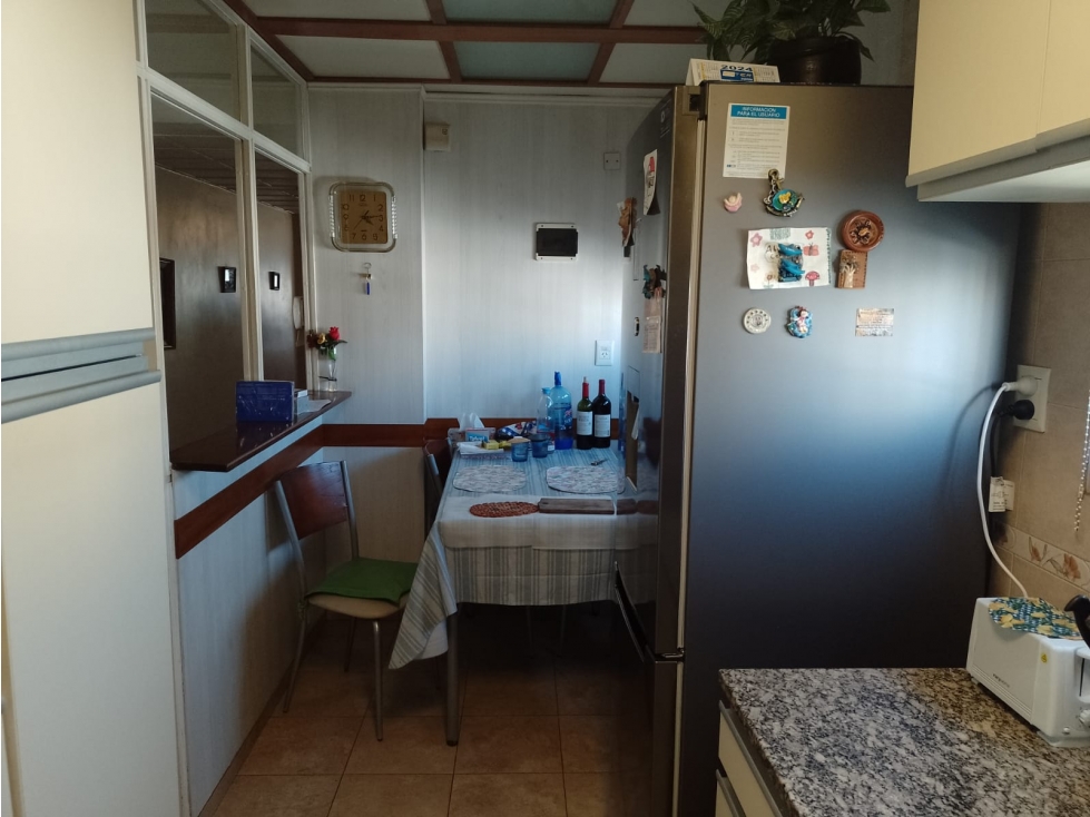 VENTA DEPTO. 3 AMB. SEMIPISO MORENO 1800 - 4