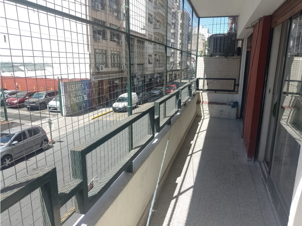 VENTA DEPTO 3 AMB.AL FRENTE C/BCON MORENO 1600 - 1