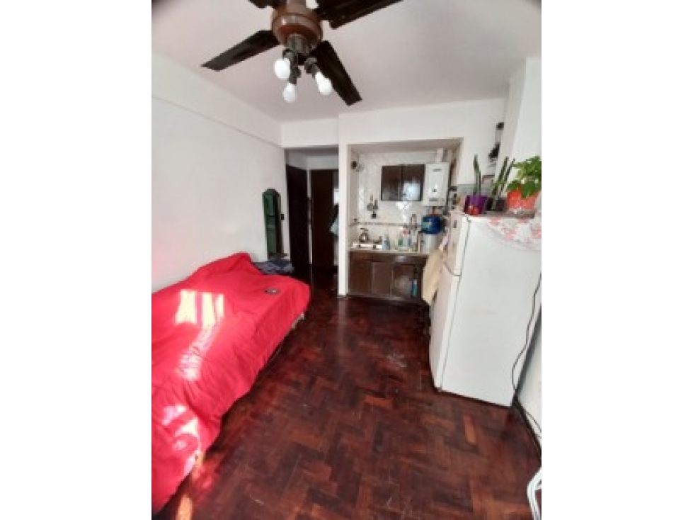 VENTA 1 AMBIENTE AL FRENTE .SARMIENTO 2900 - 3