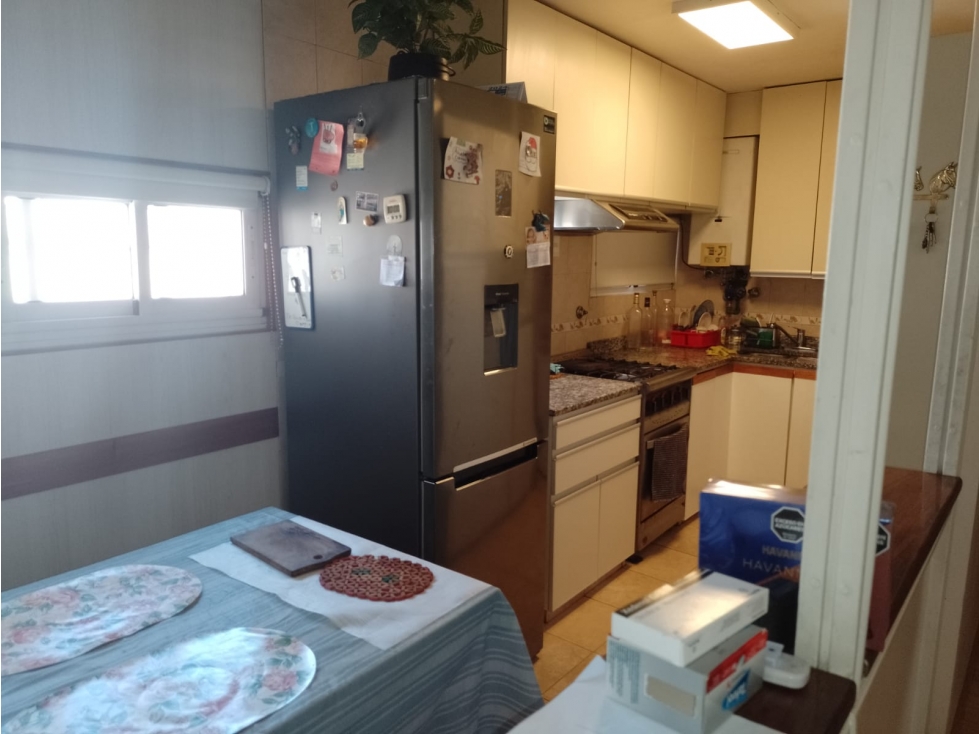 VENTA DEPTO. 3 AMB. SEMIPISO MORENO 1800 - 5