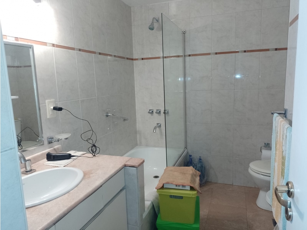 VENTA DEPTO. 3 AMB. SEMIPISO MORENO 1800 - 6