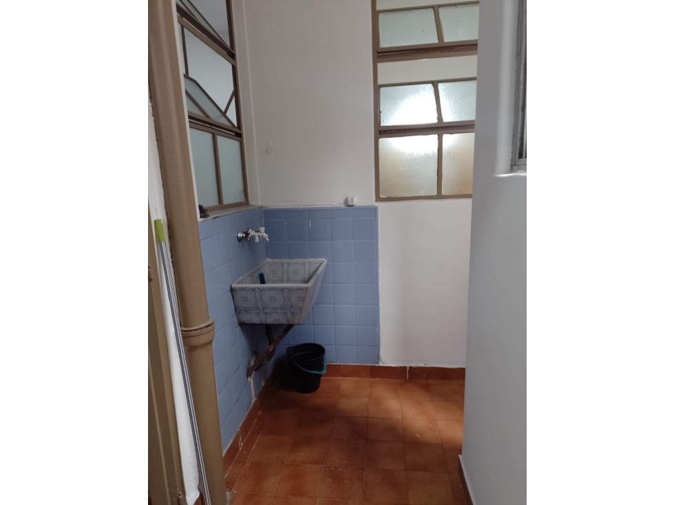 VENTA DEPTO 3 AMBIENTES C/ DEP AP/CRED. MORENO 1700 - 3