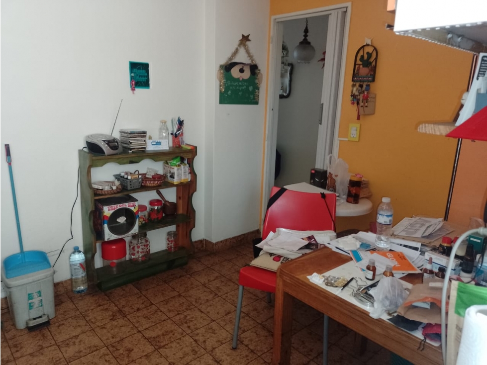VENTA DEPTO. 3 AMB. AL FRENTE CON BALCON SAN JOSE 300 - 5