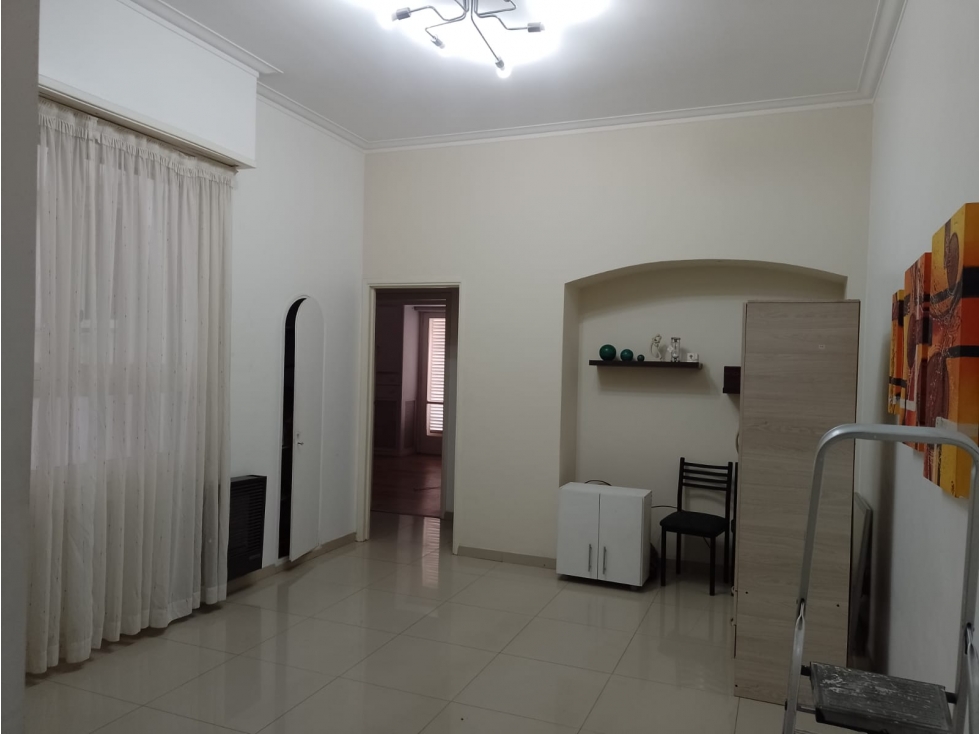 VENTA DEPTO 3 AMB AL FTE C/BCON HUMBERTO I º - 4