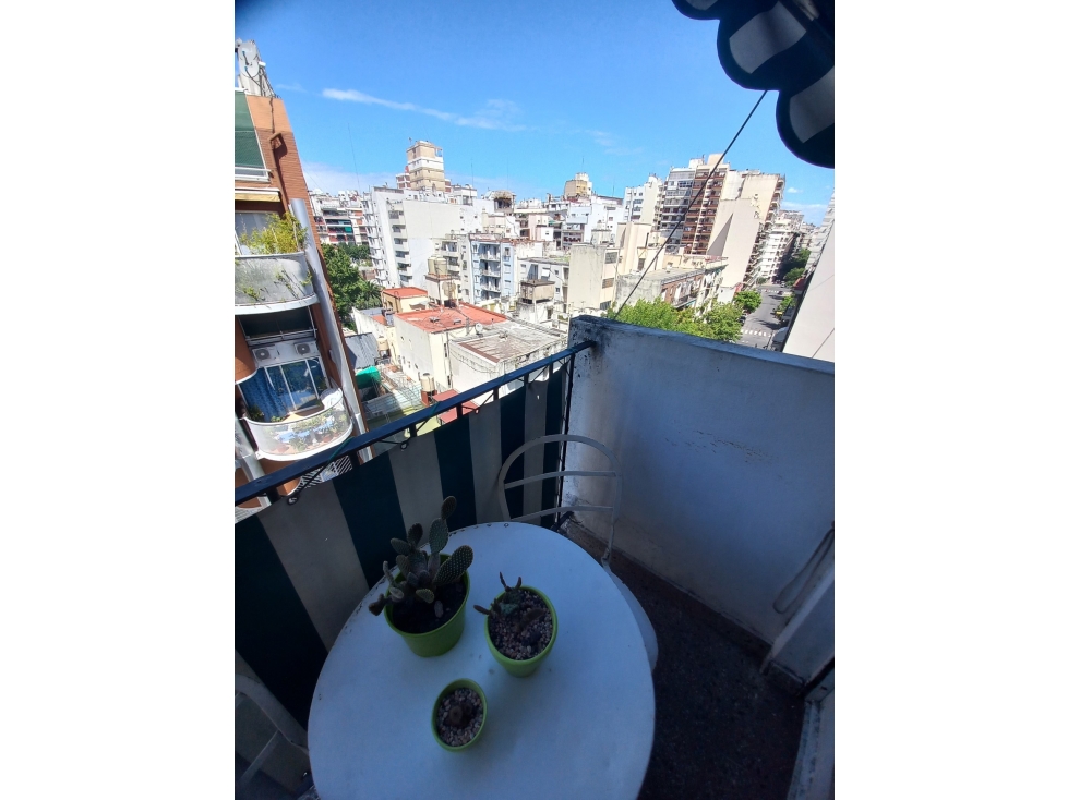 VENTA 1 AMBIENTE AL FRENTE CON BALCON.J JAURES AL 1100 - 3