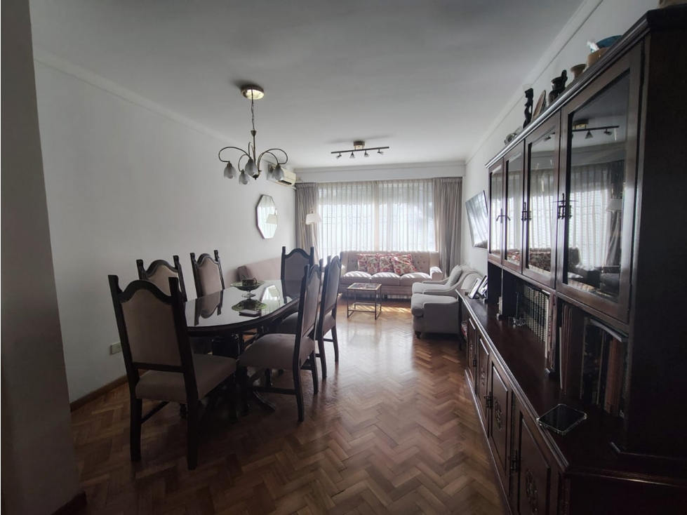 VENTA Barrio norte -Semipiso de Categoría 4 Ambientes con Dep - 2