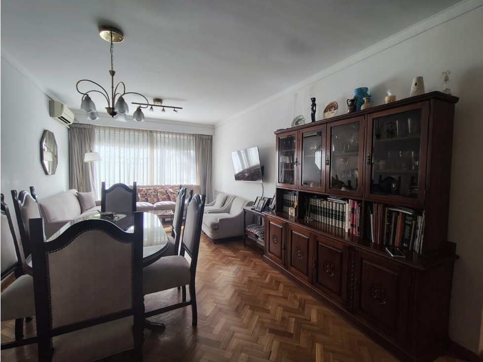VENTA Barrio norte -Semipiso de Categoría 4 Ambientes con Dep - 5
