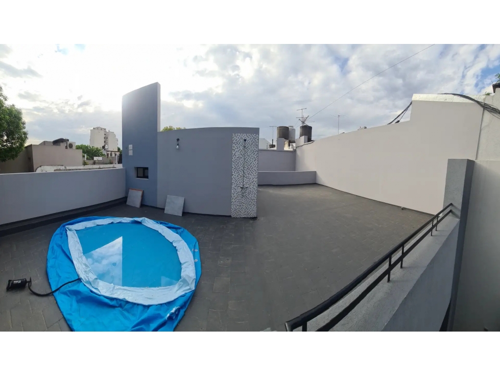 CASA EN DEVOTO 3 AMBIENTES TERRAZA QUINCHO SIN EXPENSAS PATIO . - 5