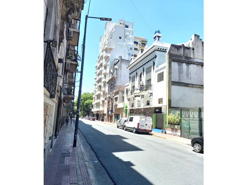 !DOS AMPLIOS LOCALES , VIVIENDA Y OFICINA, NUEVO PRECIO! - 2