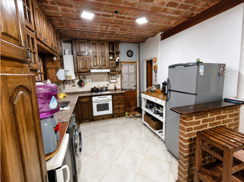 Casa con parque, parrilla y gran espacio para vivi - 6