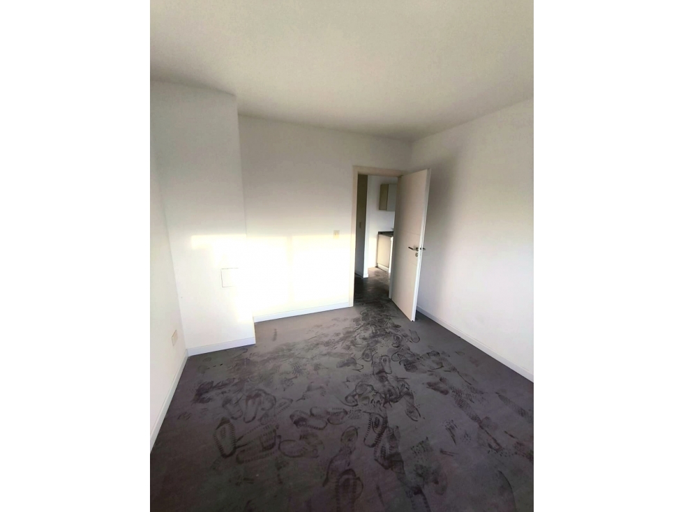 Departamento 2 ambientes con balcón y cochera en Martín Coronado - 6