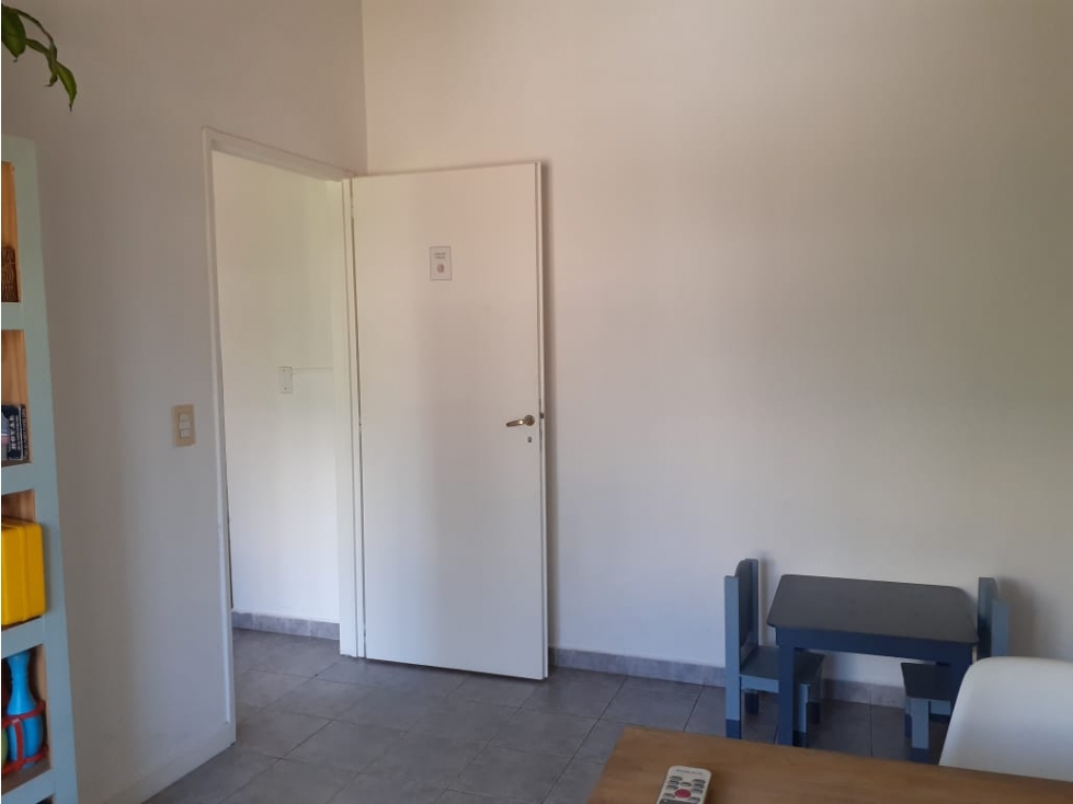 DEPOSITO / LOCAL VENTA CON VIVIENDA/OFICINA LOMAS DE SAN ISIDRO - 6