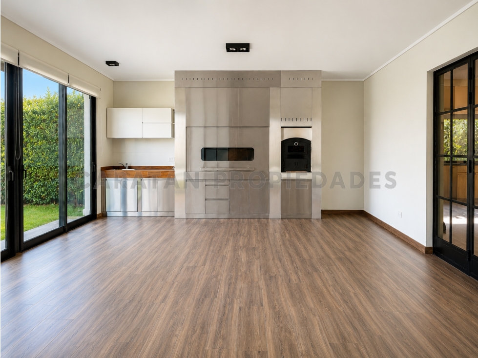 Casa en VENTA - Barrio San Sebastian - 2