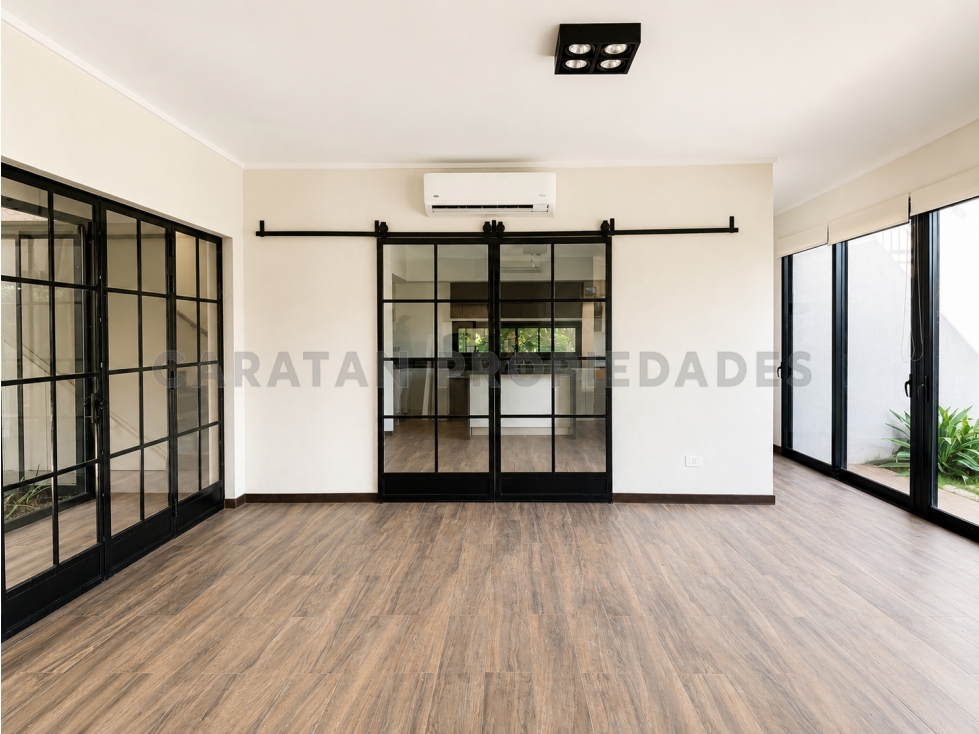 Casa en VENTA - Barrio San Sebastian - 4