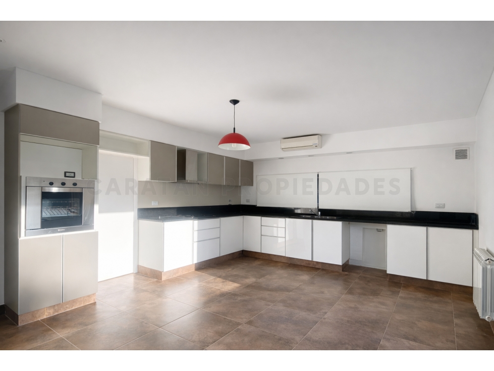 Casa en Venta Cadaques Funes Hills - 4