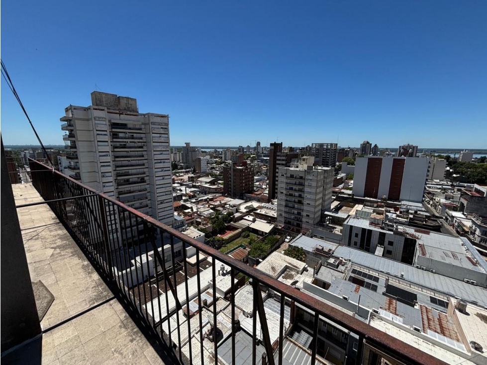 ALQUILER DE OFICINA CON VISTA AL RIO! - 6