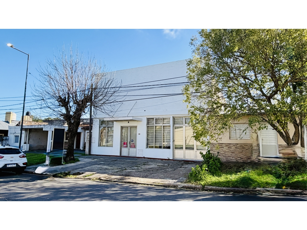 VENTA LOCAL COMERCIAL + CASA! - 1