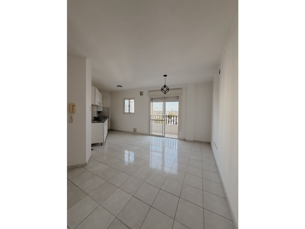 ALQUILER DEPARTAMENTO 1 DORMITORIO CON BALCON Y COCHERA - 1