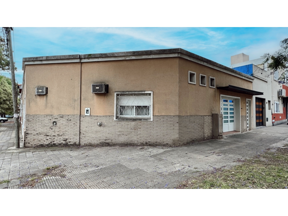 Se vende hermosa casa en calle Yrigoyen. — foto 2