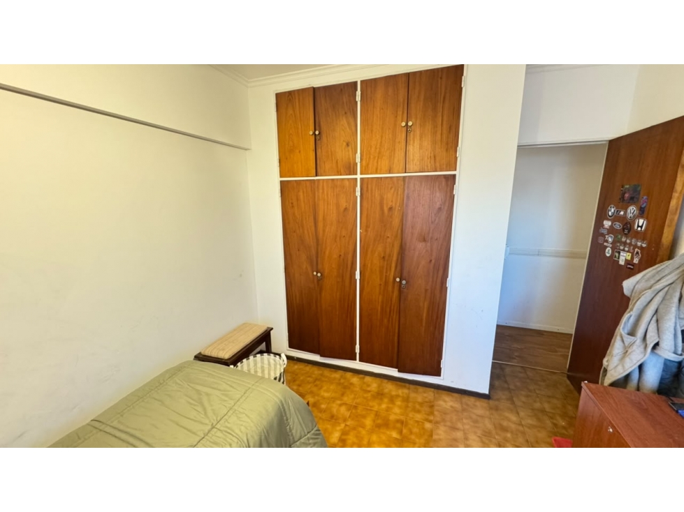 Venta departamento 3 dormitorios con cochera. calle 25 de Mayo - 5