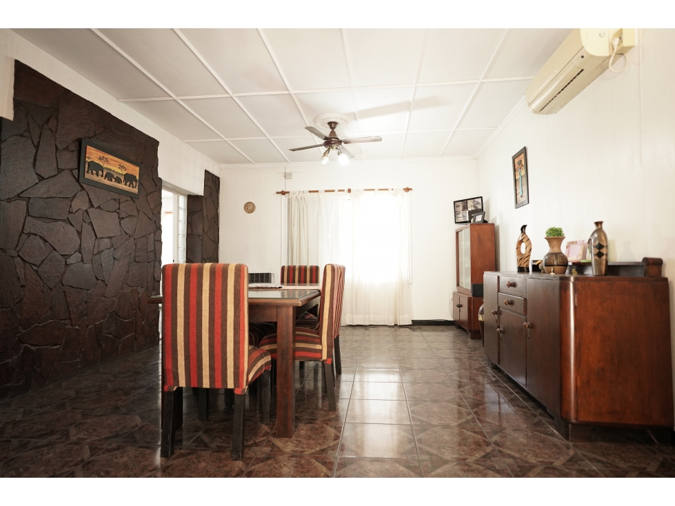 Venta Casa 3 dormitorios zona escuela Don bosco — foto 4