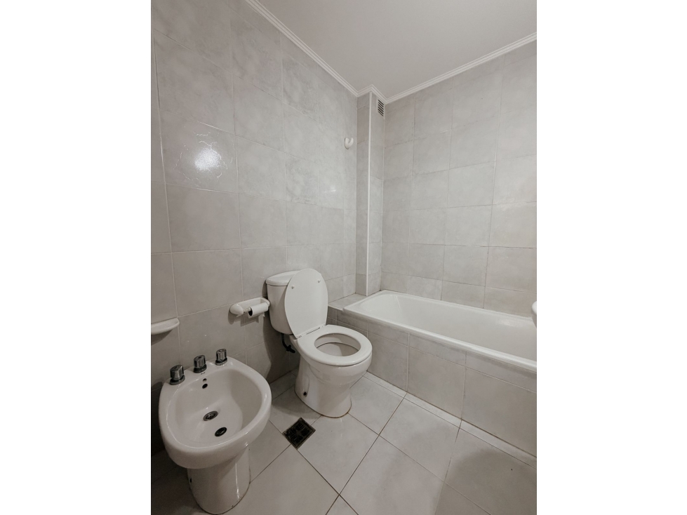 ALQUILER DEPARTAMENTO 1 DORMITORIO CON BALCON Y COCHERA - 3