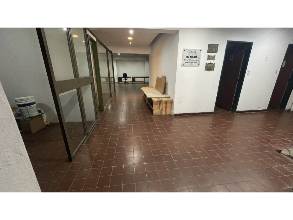 ALQUILER DE AMPLIA PROPIEDAD COMERCIAL EN EL CENTRO DE PARANA! - 4