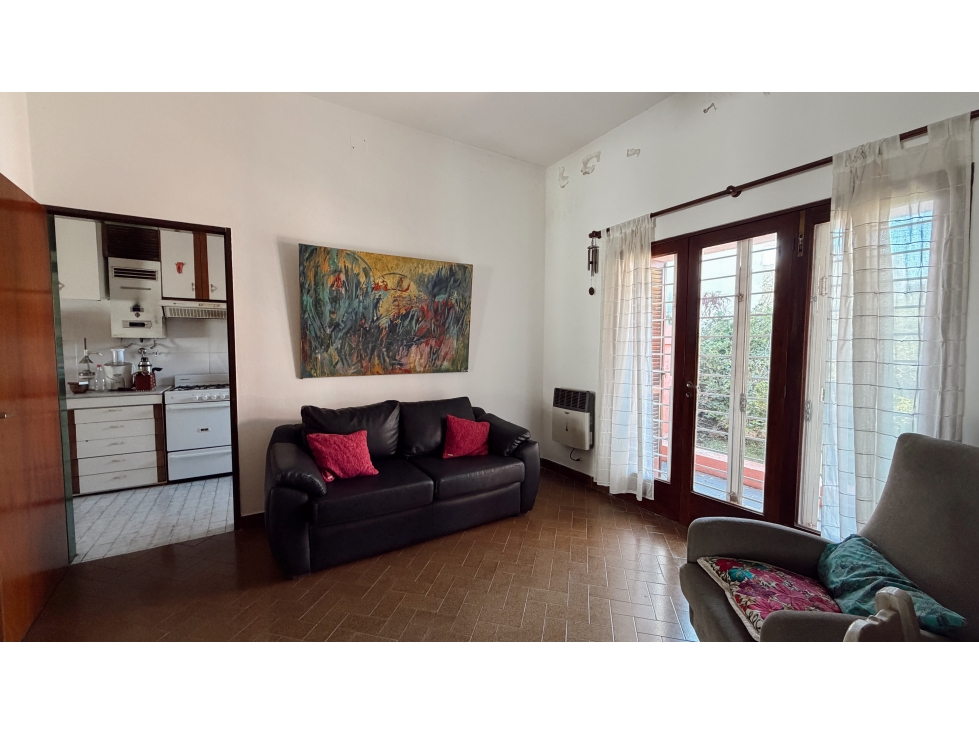 VENTA CASA DE 3 DORMITORIOS CON PATIO Y GARAJE — foto 4