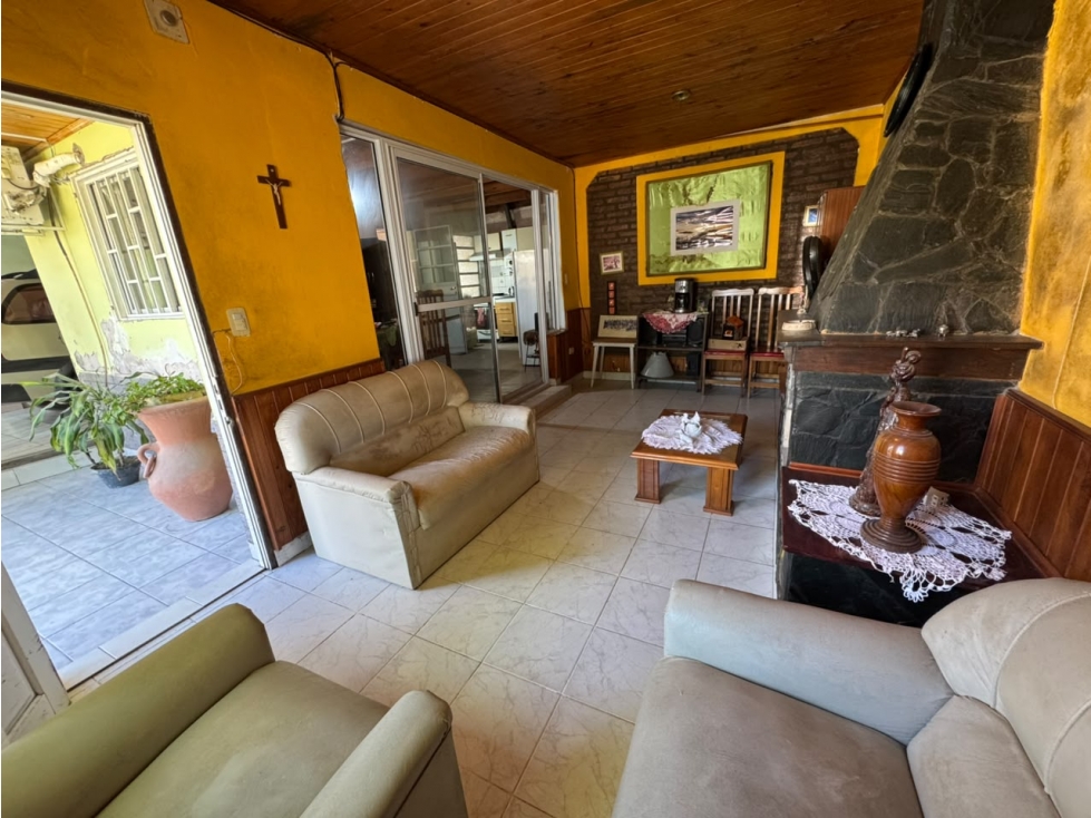 Venta Casa amplio terreno mas Departamento Zona Paracao — foto 4