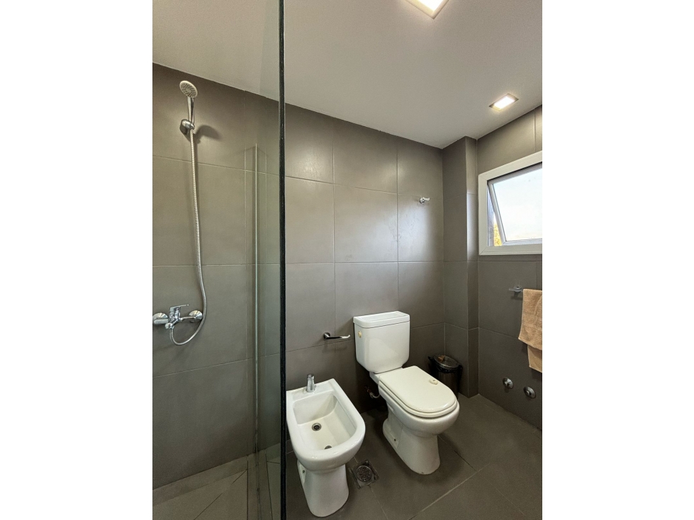 VENTA DUPLEX 2 DORMITORIOS ZONA LA TOMA - 5