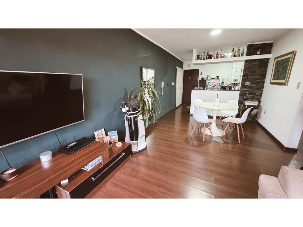 Hermoso departamento. Dos dormitorios con cochera. zona parque. — foto 3