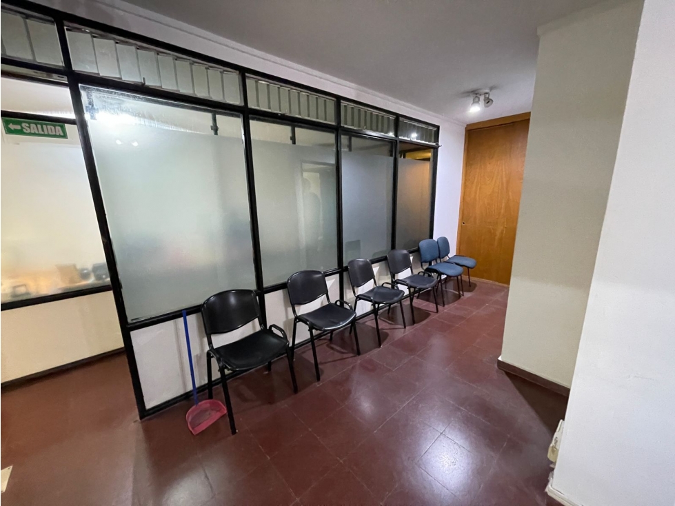 375M2 DE OFICINAS EN VENTA EN CALLE SAN MARTIN - INMEJORABLE UBICACION - 5
