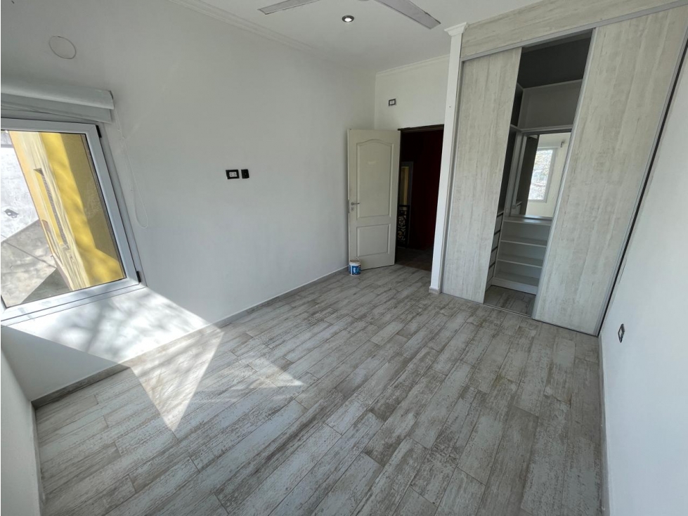 ALQUILER - HERMOSA CASA DE 4 DORMITORIOS CON PISCINA — foto 6