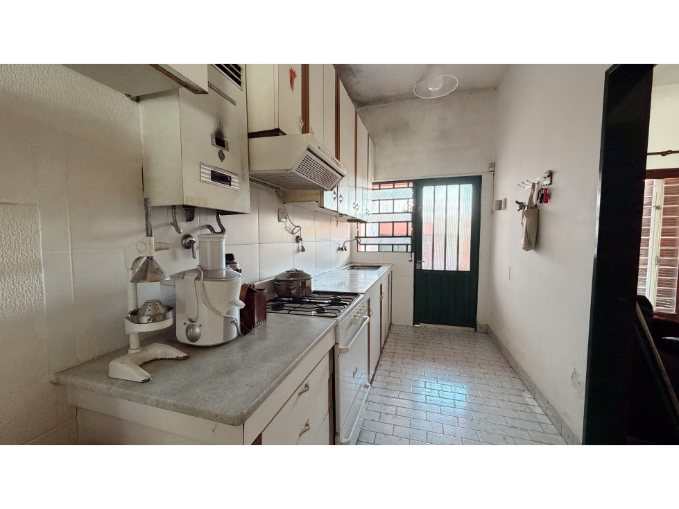 VENTA CASA DE 3 DORMITORIOS CON PATIO Y GARAJE — foto 5