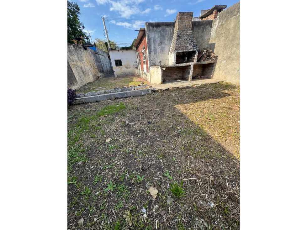 Oportunidad Casa a Reciclar calle Grella - 6
