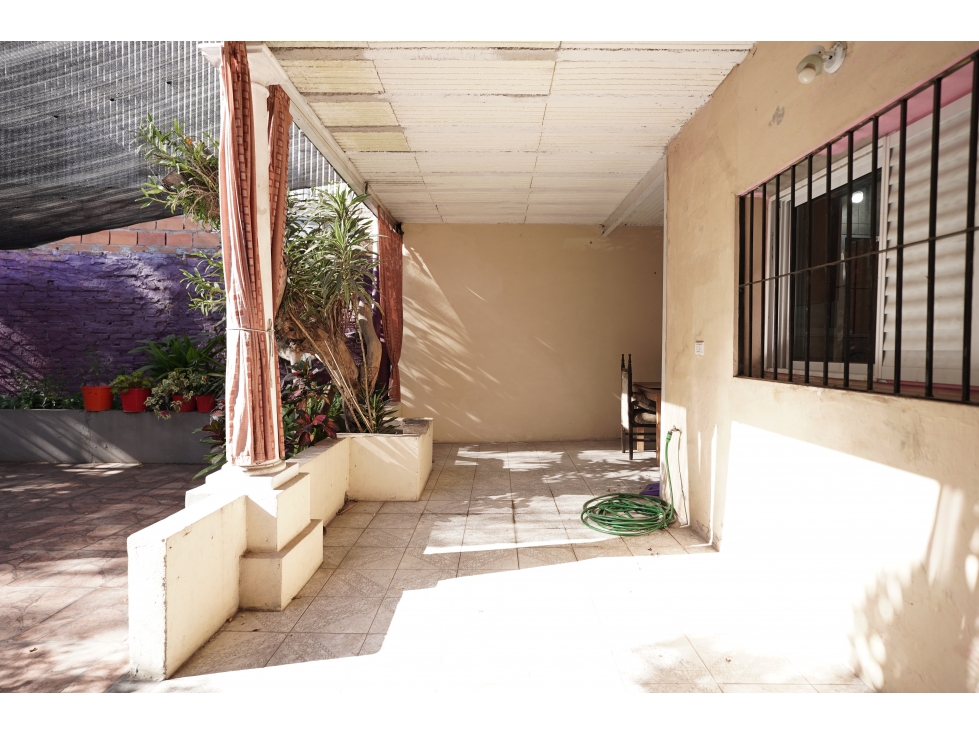 Venta Casa 3 dormitorios zona escuela Don bosco — foto 6