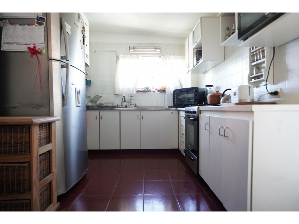 EN VENTA CASA PLANTA ALTA CALLE ALEM 3 DORMITORIOS - 6