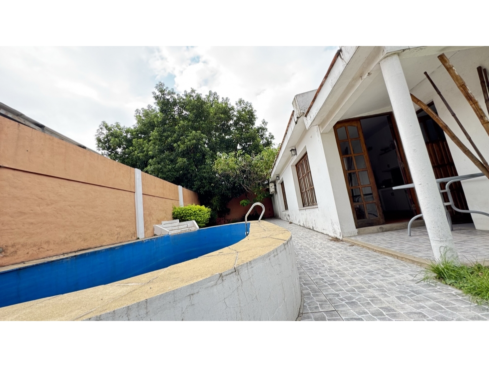 VENTA CASA 3 DORMITORIOS PATIO CON PISCINA Y QUINCHO — foto 6